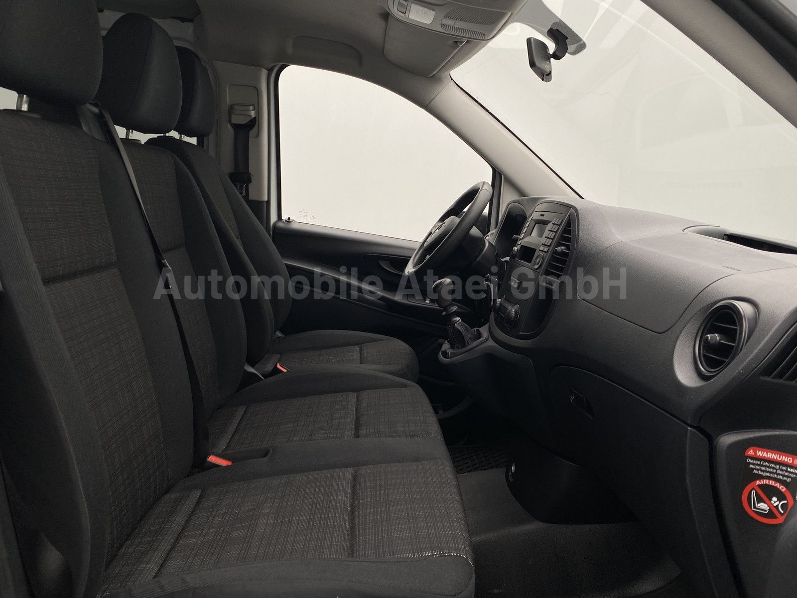 Fahrzeugabbildung Mercedes-Benz Vito Tourer 110 CDI lang *Rollstuhlrampe* 6084