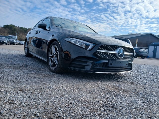 MERCEDES-BENZ A Klasse Limousine  AMG ACC Scheckheftgepflegt