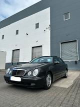 Mercedes-Benz Mercedes Benz e200 Avangarde w210 - Mercedes-Benz E 200: Limousine, W210