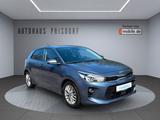 Kia Rio Dream Team - Kia Rio: Blau