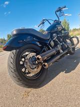 Harley-Davidson Street Bob - STREET BOB