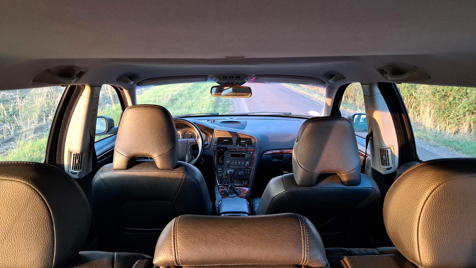 Volvo V70 2006 — photo 8