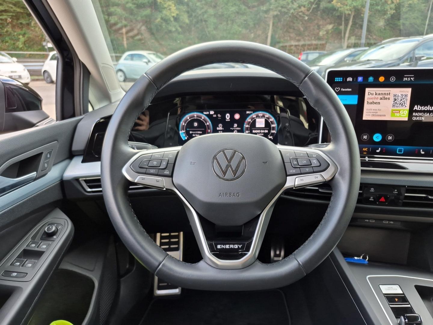 Volkswagen Golf VIII 1.5 eTSI DSG Energy Navi ACC SHZ, миниатюра 9