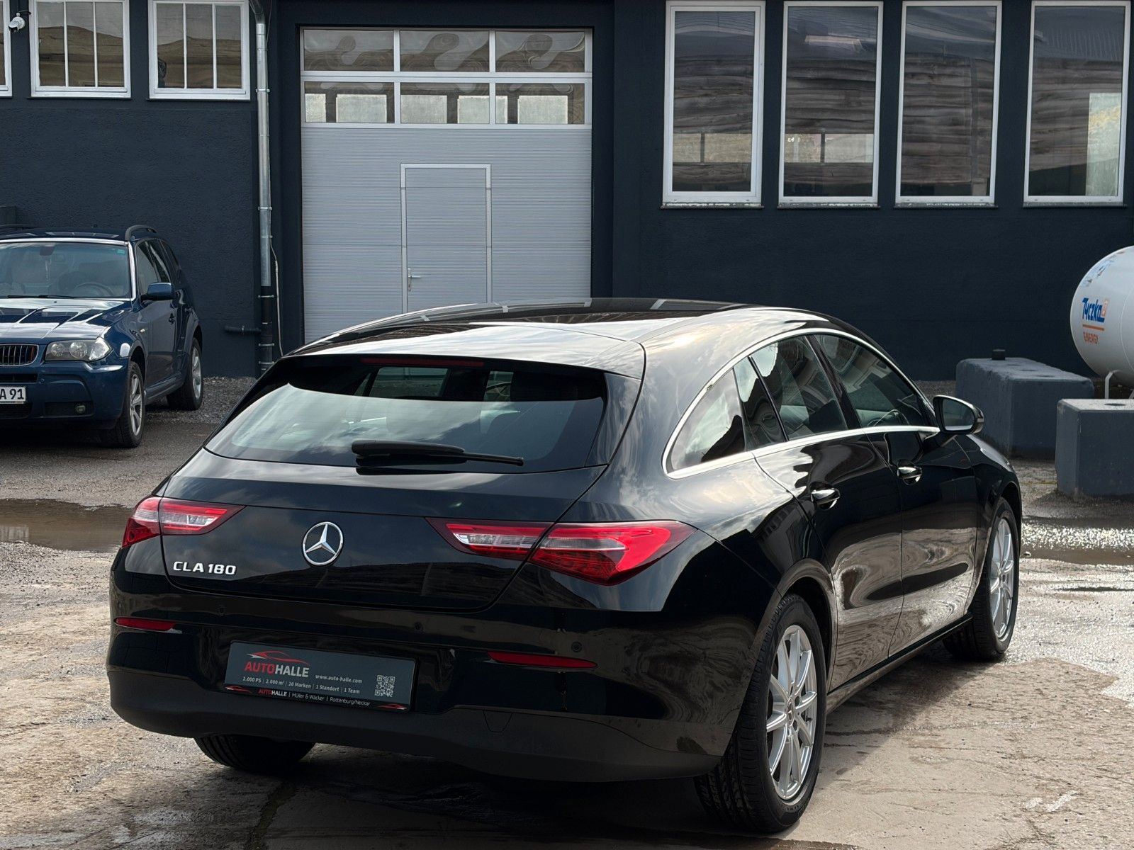 Fahrzeugabbildung Mercedes-Benz CLA 180 Shooting Brake TEMP CarPlay PDC SHZ