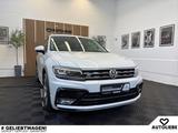 Volkswagen Tiguan 2.0 TDI R-LINE 4Motion DSG*AHK*PANO*ACC - VW Tiguan Gebrauchtwagen in Nürnberg
