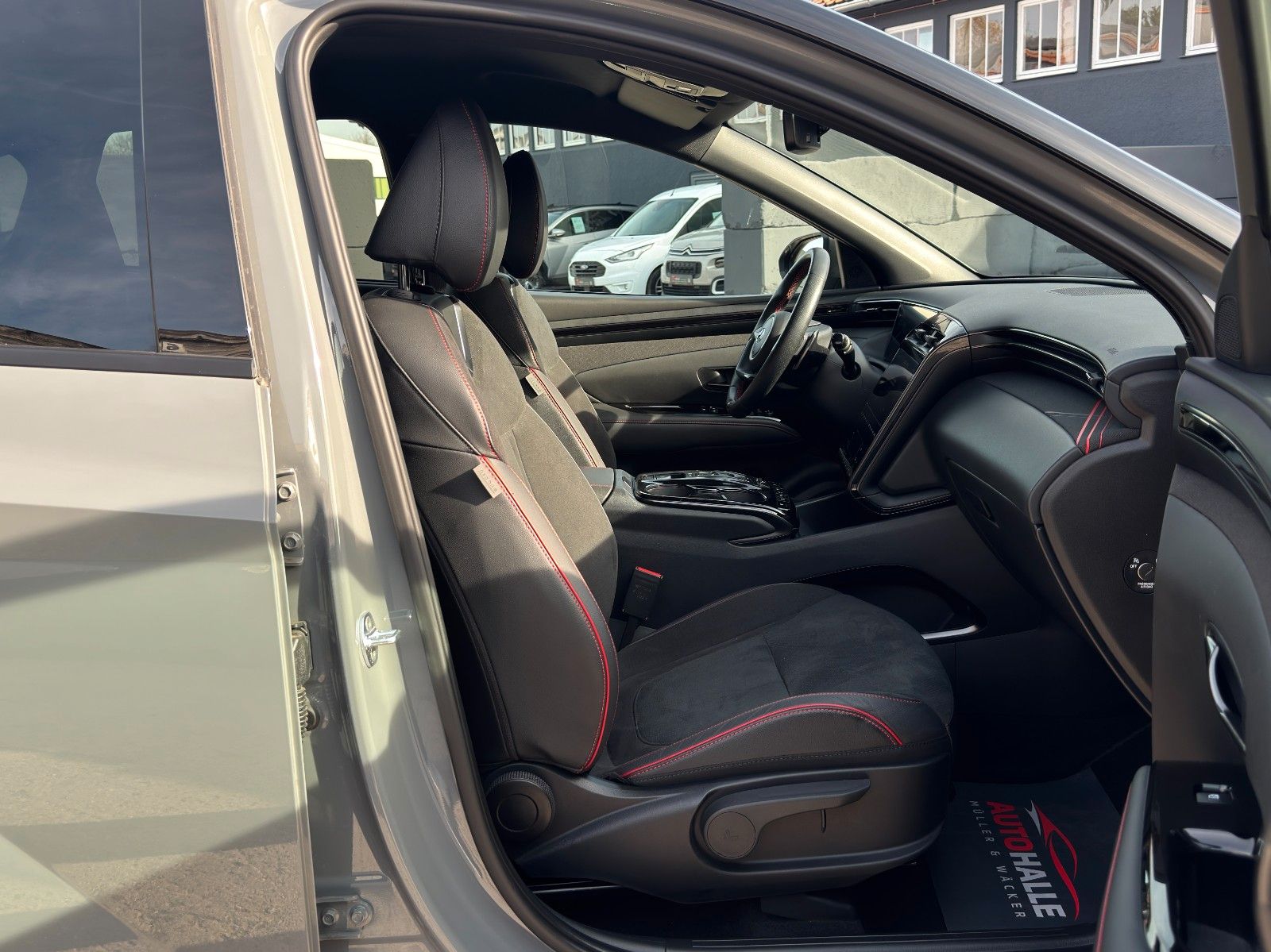 Fahrzeugabbildung Hyundai Tucson 1.6 T-GDI N-Line PHEV 4WD KRELL ACC CAM