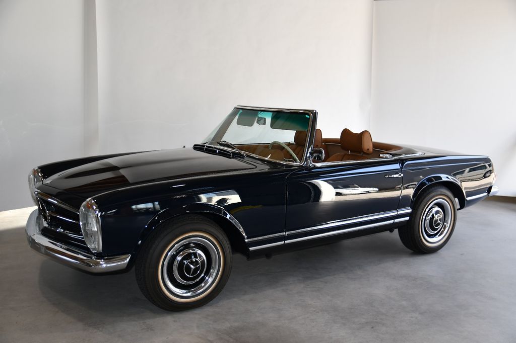 Mercedes-Benz SL 230