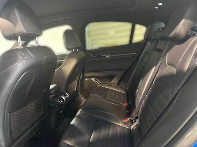 Stelvio QUADRIFOGLIO Q4 2.9 V6 BI-TURBO PANO+H&K