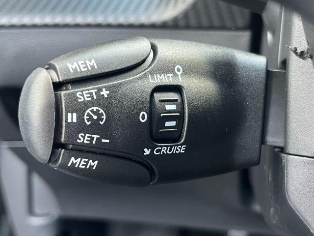 Peugeot 2008 Benzin 100 Style (U)