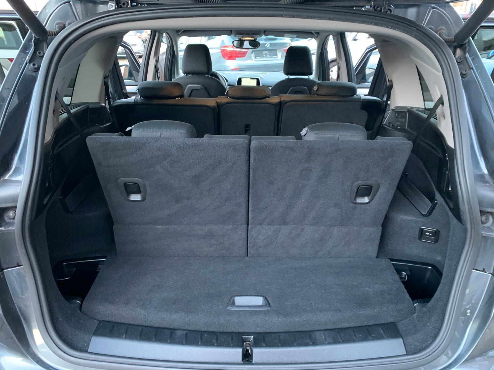 BMW 220i 16V Gran Tourer Automatik 7 Sitzer