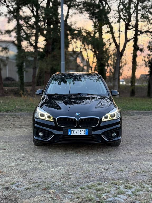 Image of BMW 218