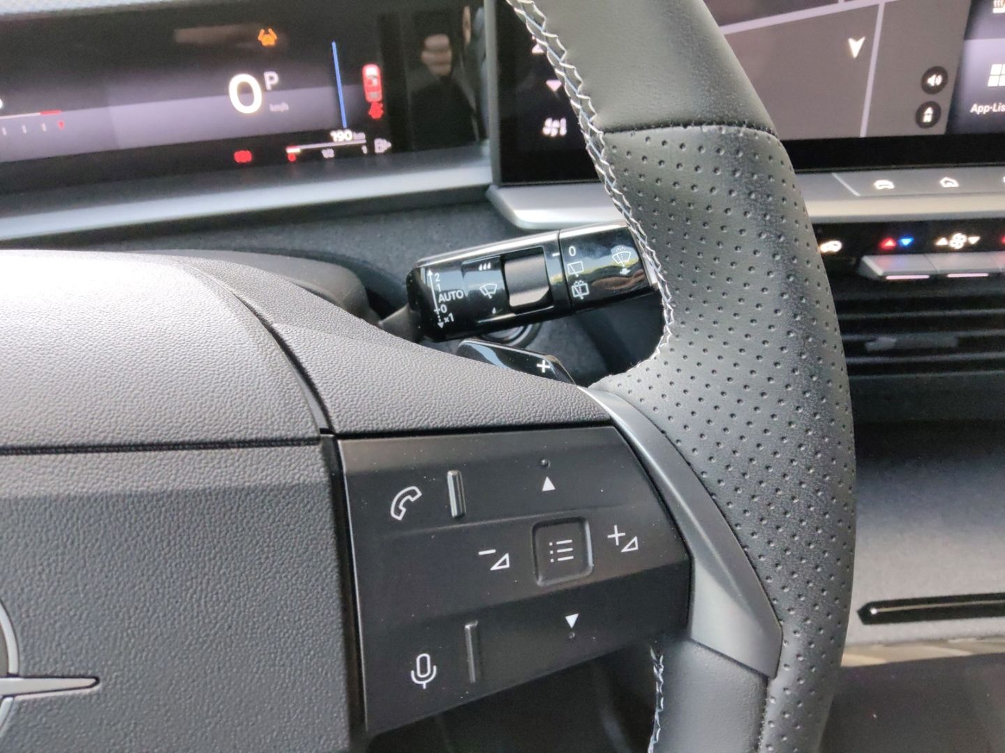 Opel Grandland (X) - Bild 20