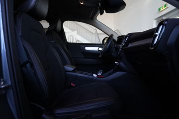 Volvo XC40 - 12