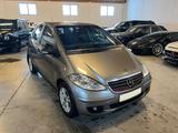 Mercedes-Benz A 150 A A 150-AUTOMATIK-SITZHEIZUNG-8 FACH- - Mercedes-Benz A 150 mit Benzin-Antrieb: Automatik