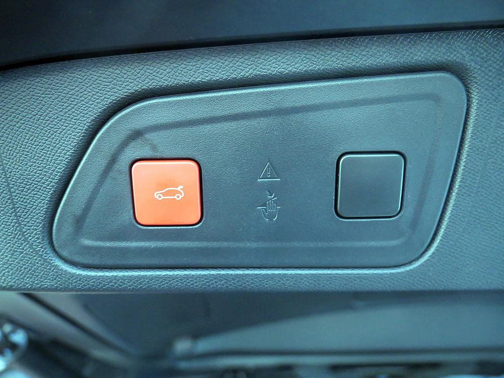 Citroën C5 Aircross PureTech 130 S&S EAT8 Shine NAVI LED