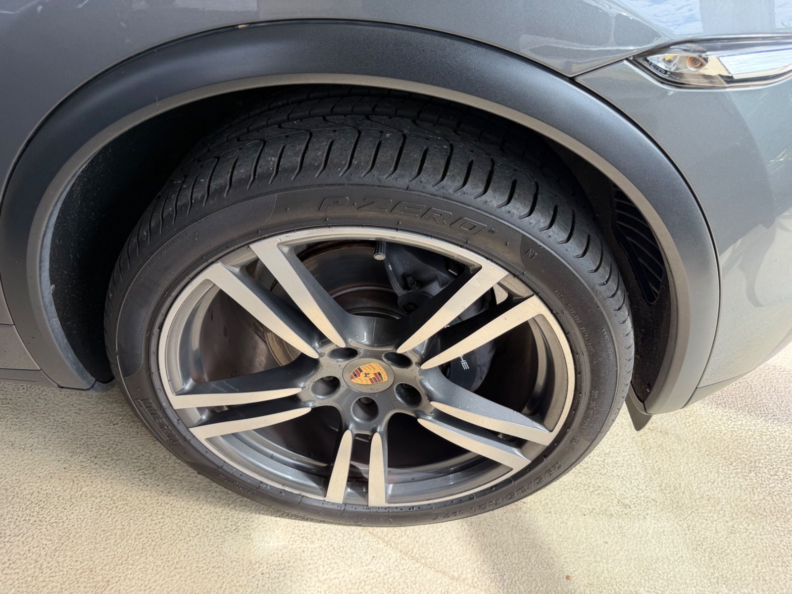Fahrzeugabbildung Porsche Cayenne Diesel