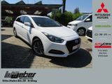 Hyundai i40 2.0 GDI Trend KOMBI SHZ GRA NAVI FSE - Hyundai i40 mit Benzin-Antrieb: Kombi, 2.0