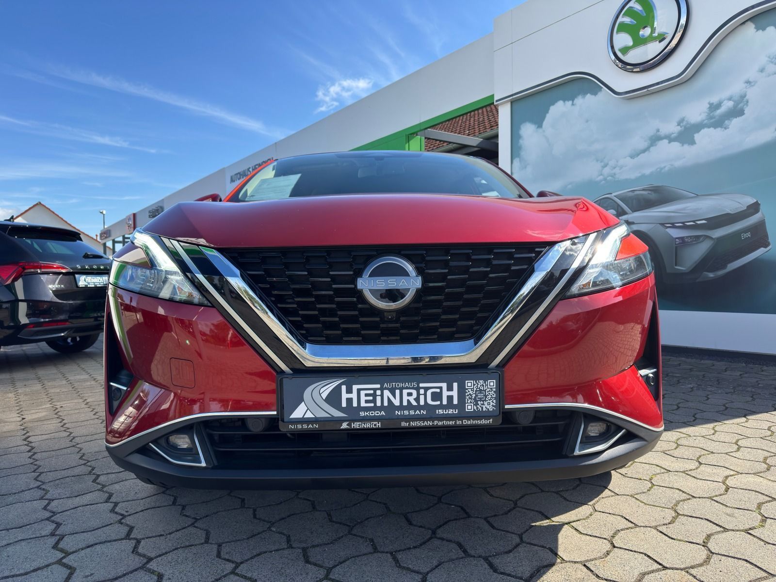 Fahrzeugabbildung Nissan Qashqai 140PS 6-Gang N-Connecta*AHK*360°CAM*behF