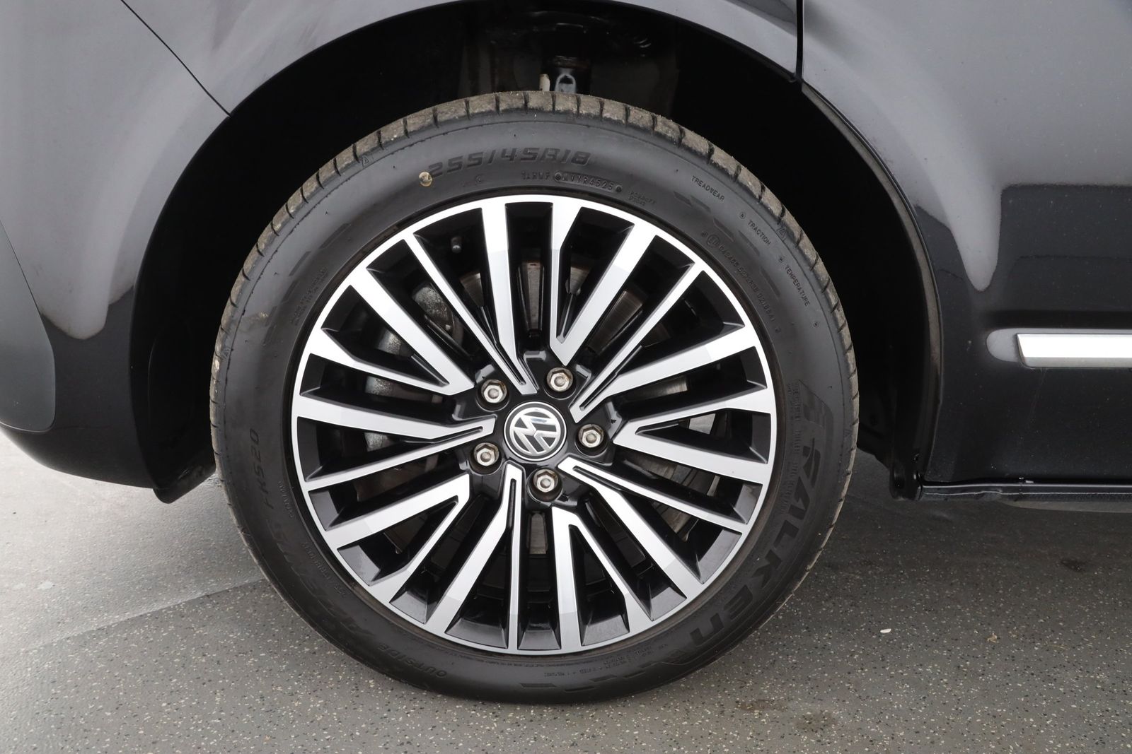 Volkswagen T6 California - Bild 8