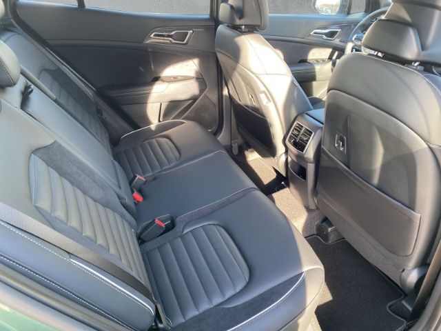 Fahrzeugabbildung Kia Sportage GT-LINE 4WD 1.6 T-GDI MILD-HYBRID *PANO