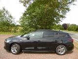 Ford Focus 1,0 EcoBoost Hybrid 92kW ST-Line - Ford Focus: ST Line