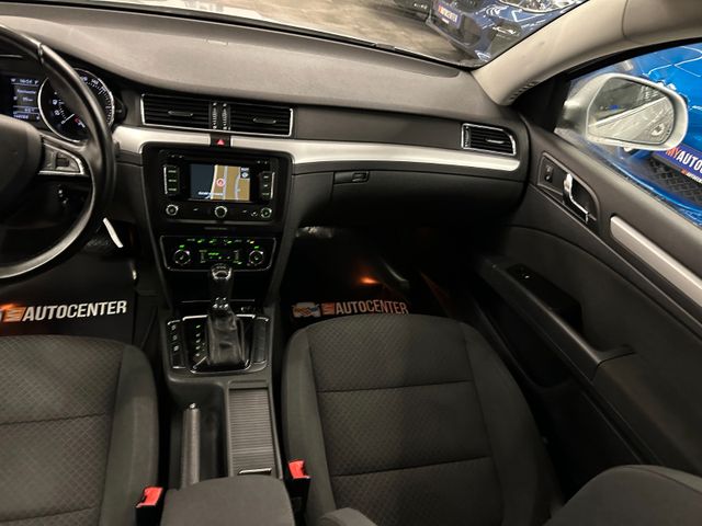 Skoda Superb Combi Exclusive *Xenon*PDC*Klima*DAB*Navi