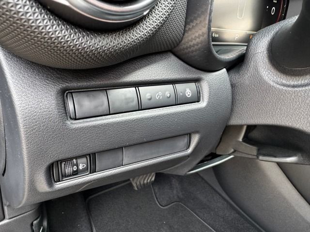 Fahrzeugabbildung Nissan Juke 1.6 Hybrid N-Connecta WP*Navi*BFS*MJ25