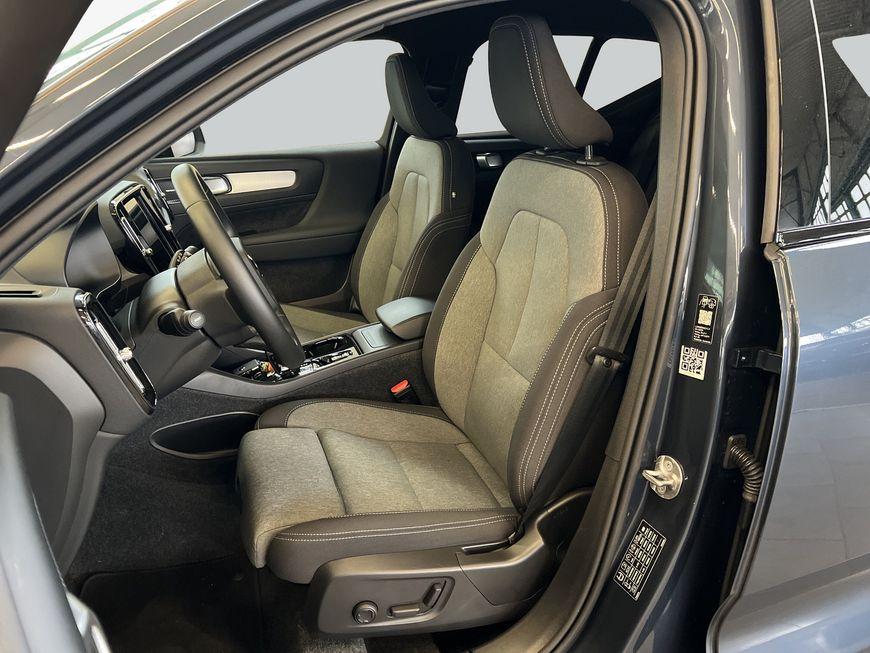 Volvo XC40 B3 Plus Black-Edition DKG Pixel-LED 360° Al
