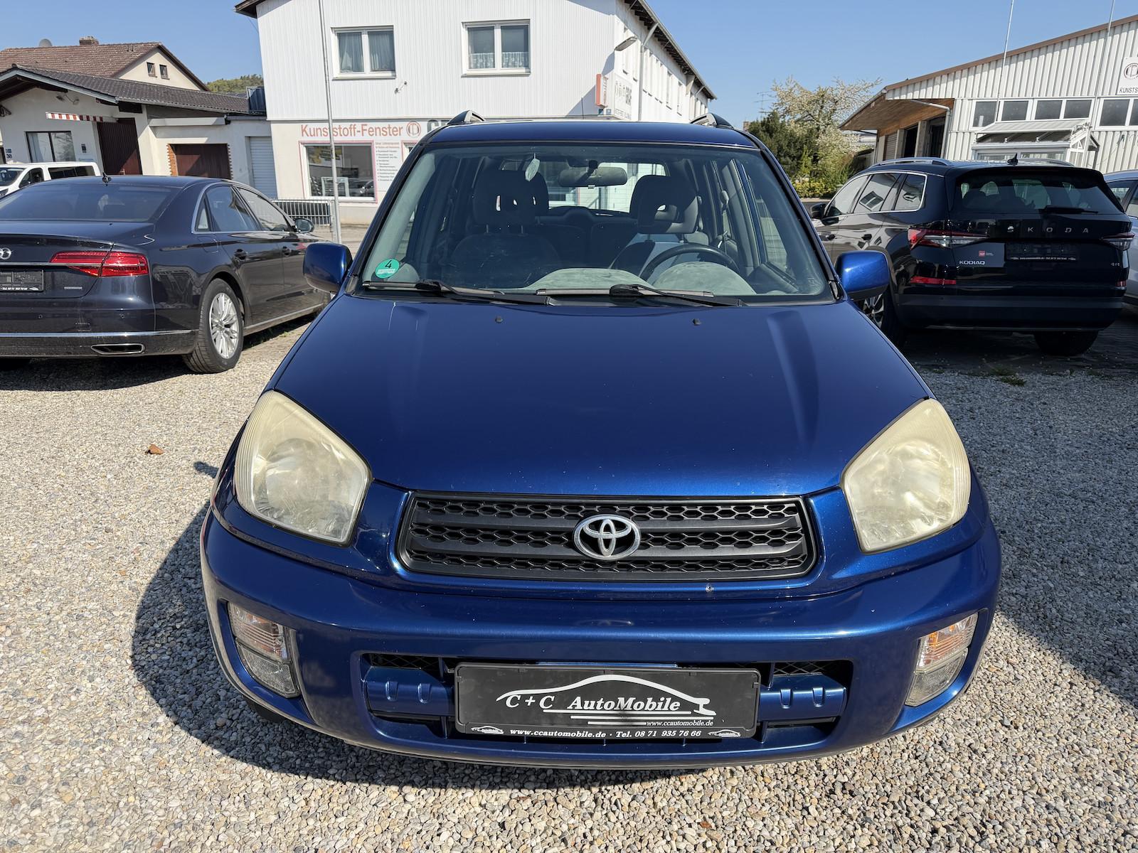 Toyota RAV4 1.8 VVT-i 125 ch Essence • Clim • Attelage • Barres de toit