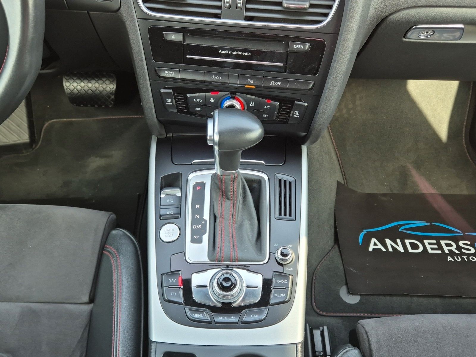 Fahrzeugabbildung Audi A5 3.0TDI QUAT SLINE S-TRONIC KAM KEYLESS STANDH