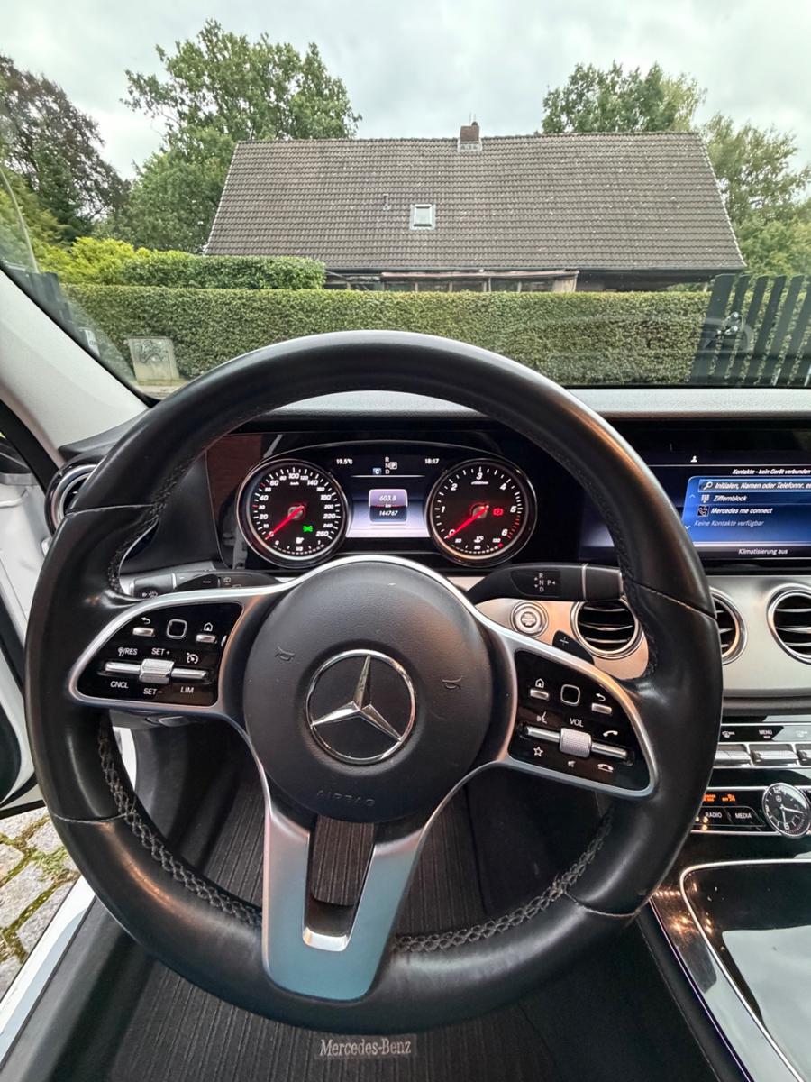 Mercedes-Benz E 220 d T Autom. Avantgarde 