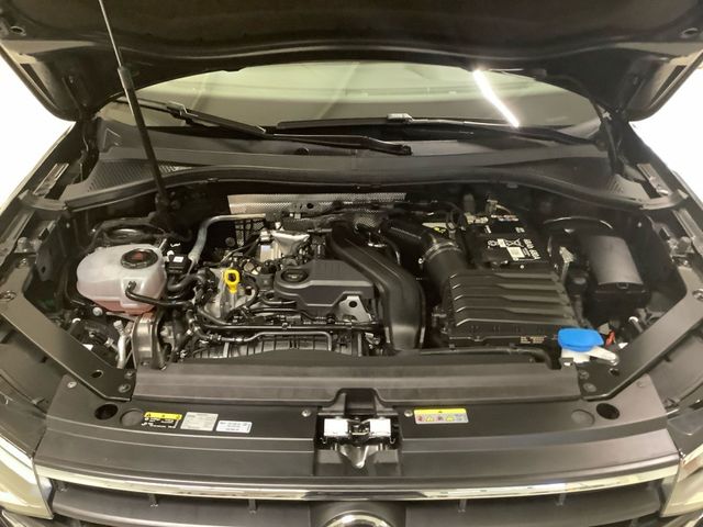 Tiguan Life 1,5 TSI DSG Standheizung, Navi, SHZ,