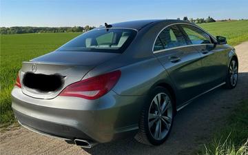 صورة 4 لـ 2013 Mercedes-BENZ CLA