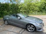 Mercedes-Benz E 200 -