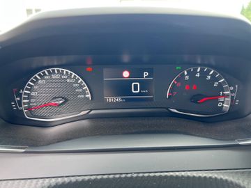 Peugeot 2008 - 5