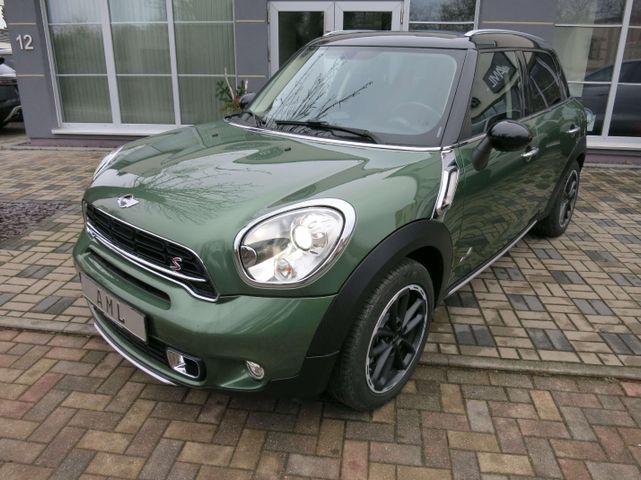 MINI Cooper SD Countryman Cooper SD All4 BI-XENON NAV