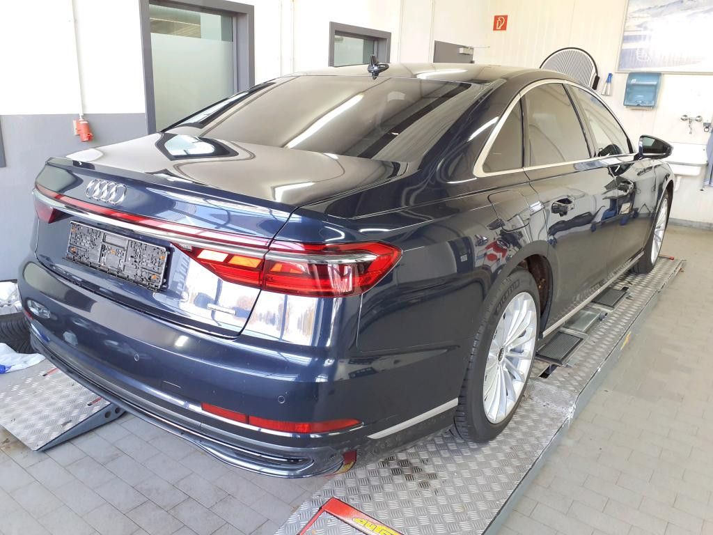 Audi A8 - Bild 3