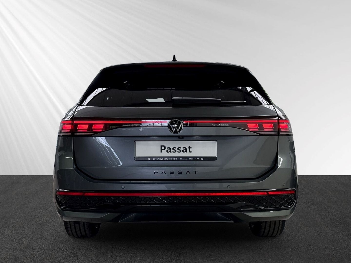 Volkswagen Passat 2.0 TDI R-Line 4Mo DSG 360° HuD Pano Sthz foto 5
