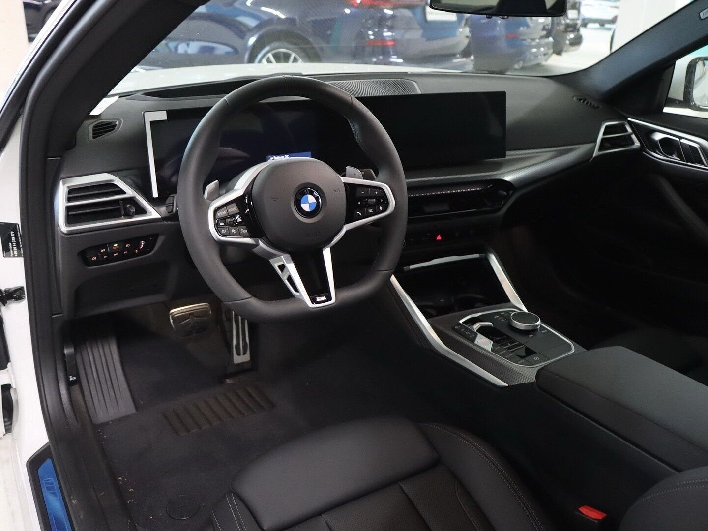 BMW 420i Coupé M-Sport Pro "Drive THE Summer Deal" U foto 9