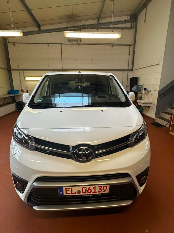 Image of Toyota Proace (Verso)