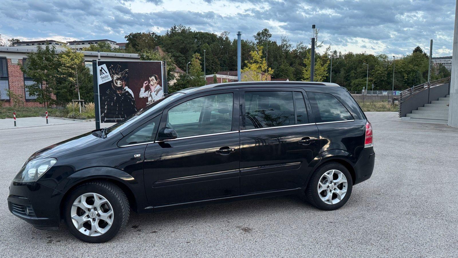 Opel Zafira 2006 — interior