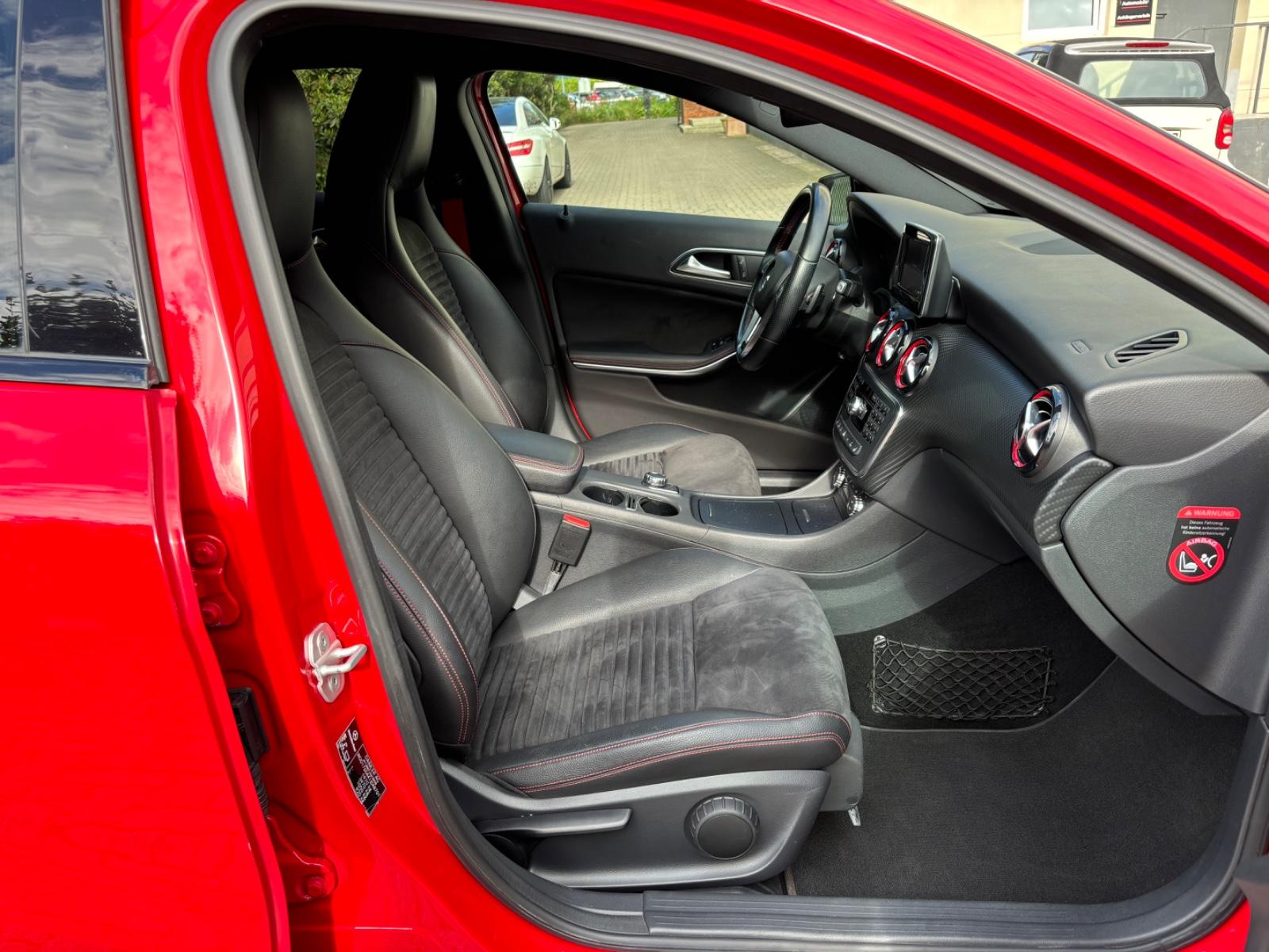 Mercedes-Benz A 250 AMG Line  Harman-Kardon Navi TÜV NEU