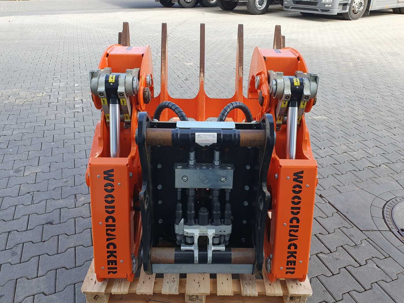 Fahrzeugabbildung Andere Westtech G1250 Roderechen / Greifarme OQ65 DEMO