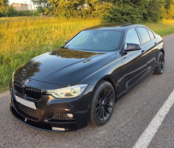 BMW 340i M Sport RWD