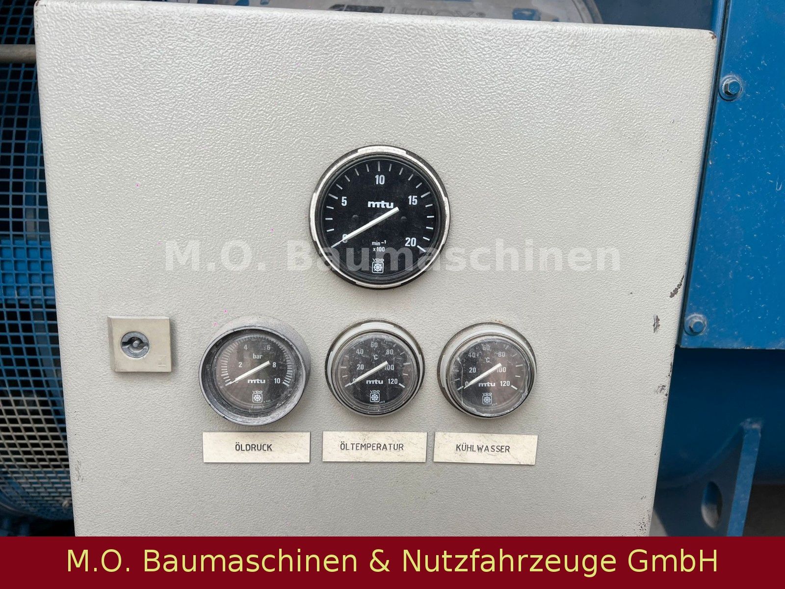 Fahrzeugabbildung Andere Stromaggregat 1000 KVA MTU / 8 Zylinder /