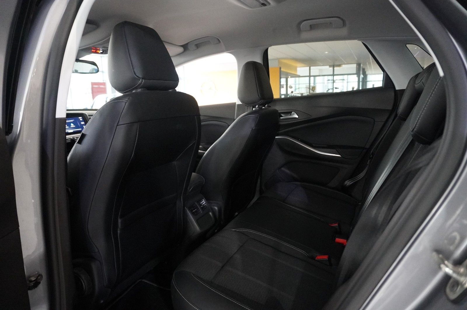 Fahrzeugabbildung Opel Grandland (X) 1.2T GS LINE NAVI/LED/KAMERA/DAB+