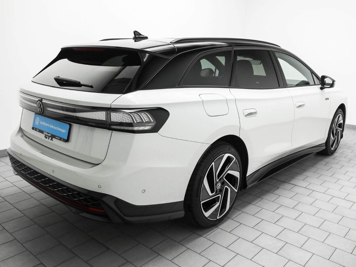 Volkswagen ID.7 Tourer GTX 4Motion AHK Pano foto 5