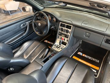MYAUTOCENTER – Gebraucht- und Jahreswagen mit Werkstattservice in Pfaffenhofen Mercedes-Benz SLK 230 Kompressor ""1.HAND*KLIMA*LEDER*SZHZ*
