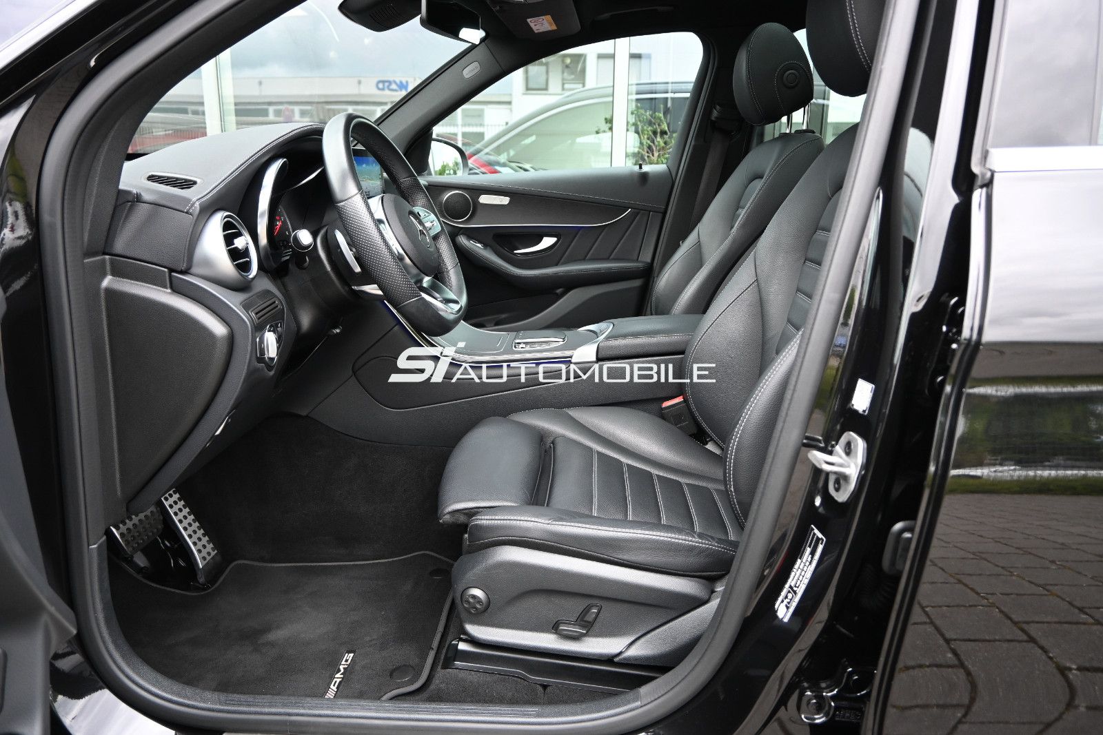Fahrzeugabbildung Mercedes-Benz GLC 300 d 4M. AMG °ACC°AHK°LEDER°PANO°8FACH°360°