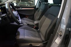 VW Golf 1.5 TSI Life | LED | ACC | Pano | 17" VW Golf 1.5 TSI Life | LED | ACC | Pano | 17"